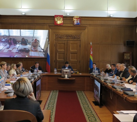 Таможня, правительство и бизнес обсудили в Калининграде вопросы вывоза вторсырья